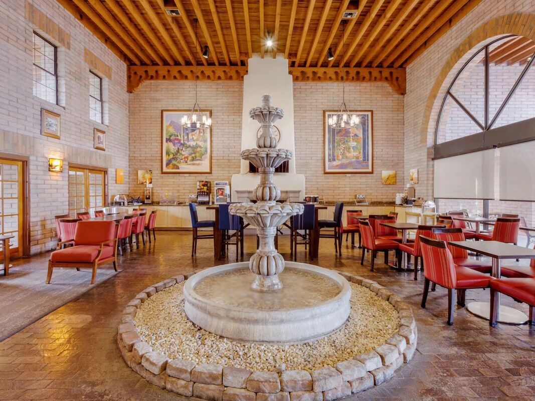 Picture of Comfort Suites at Sabino Canyon