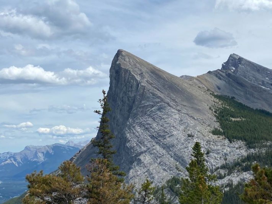 Picture of Ha Ling Peak Trailhead