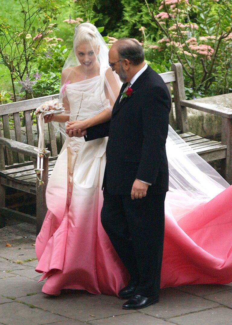 Gwen Stefani & Blake Shelton Wedding Details [PHOTOS]