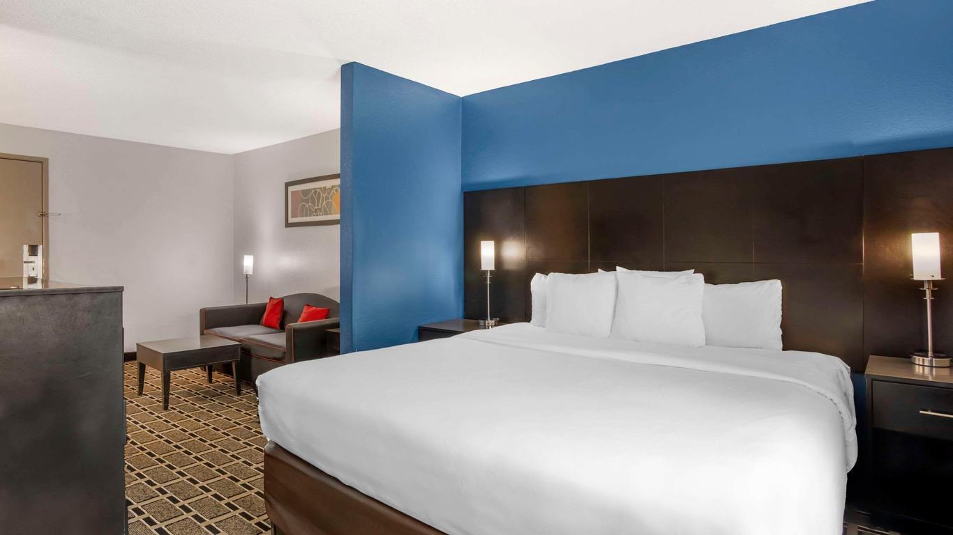 Picture of Comfort Suites Nashville Airport - BNA