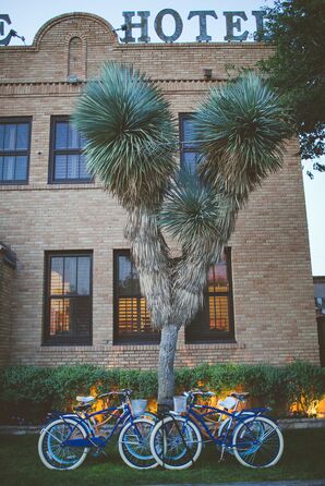 Marathon, West Texas Gage Hotel Exterior
