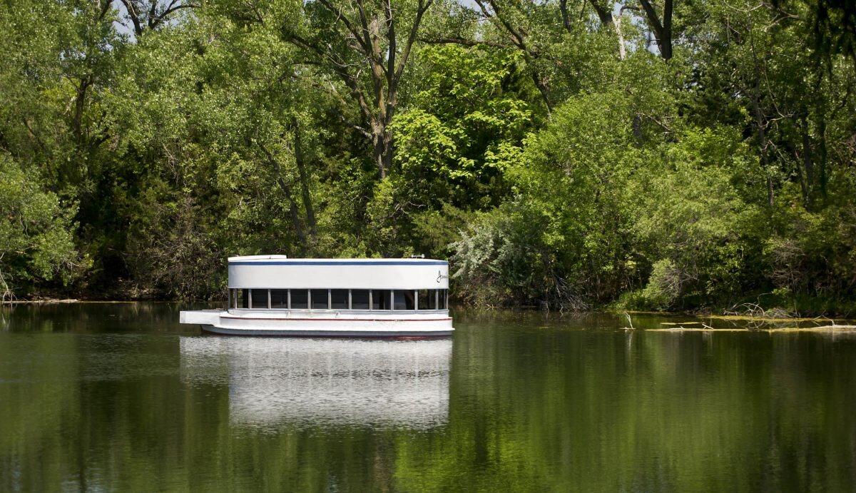 Picture of Fort Kearney Museum and Glass Bottom Boat Rides