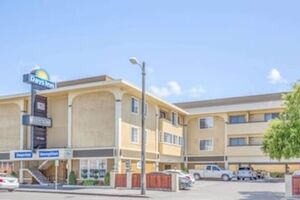 Picture of Days Inn by Wyndham Eureka CA
