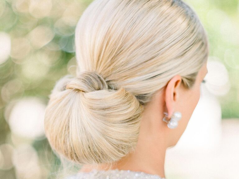 Low bun chignon