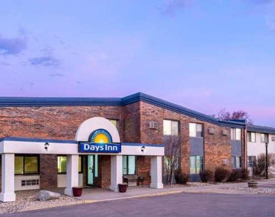 Picture of Days Inn by Wyndham Sioux Falls Airport