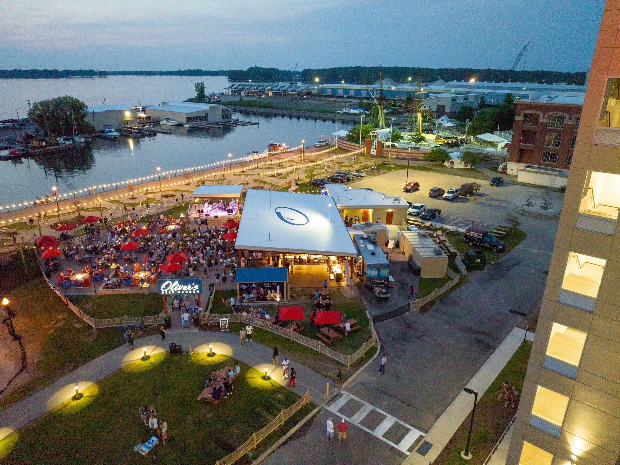 Picture of Oliver's Beer Garden