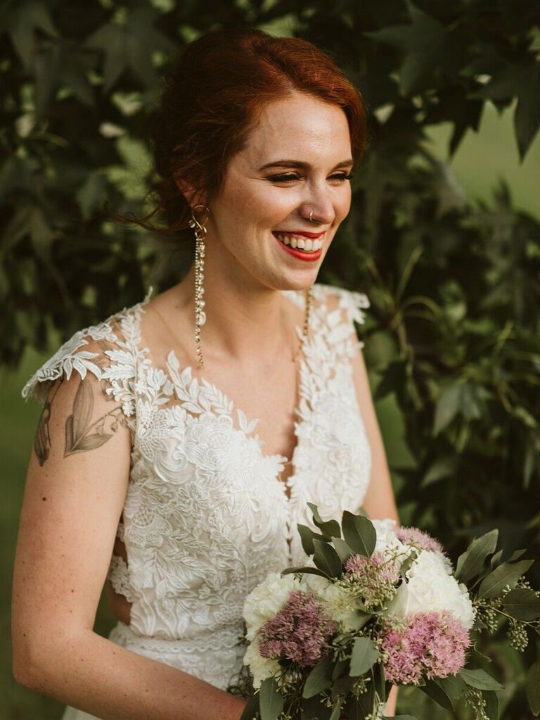 beach wedding hairstyles low messy bun