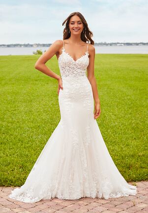 Adrianna Papell Platinum 31206 Fit-and-Flare Wedding Dress