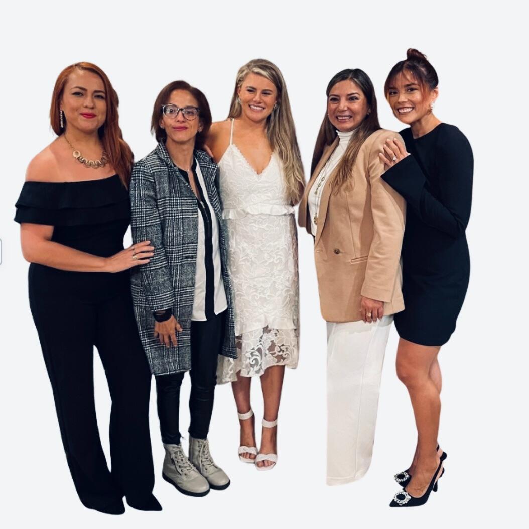 Martha Jhoana, Martha Paola, Cristina del Cisne, Brianna Elaine & Fatima Guadalupe
