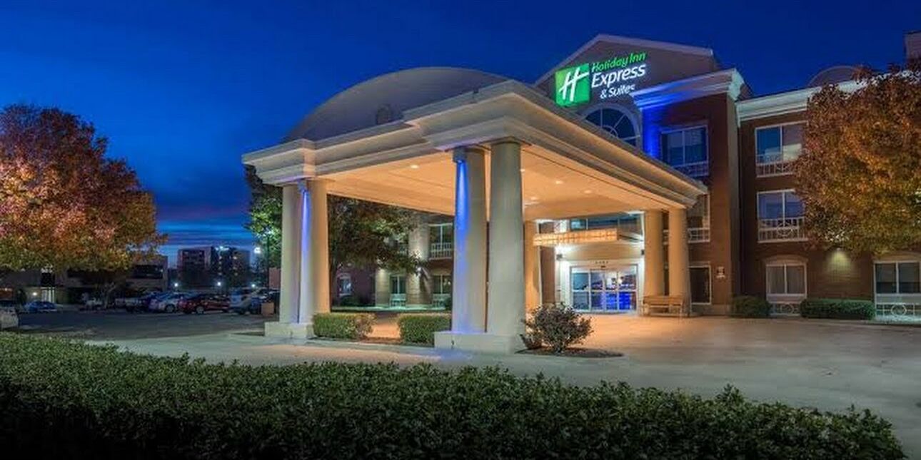 Picture of Holiday Inn Express & Suites Plano West
