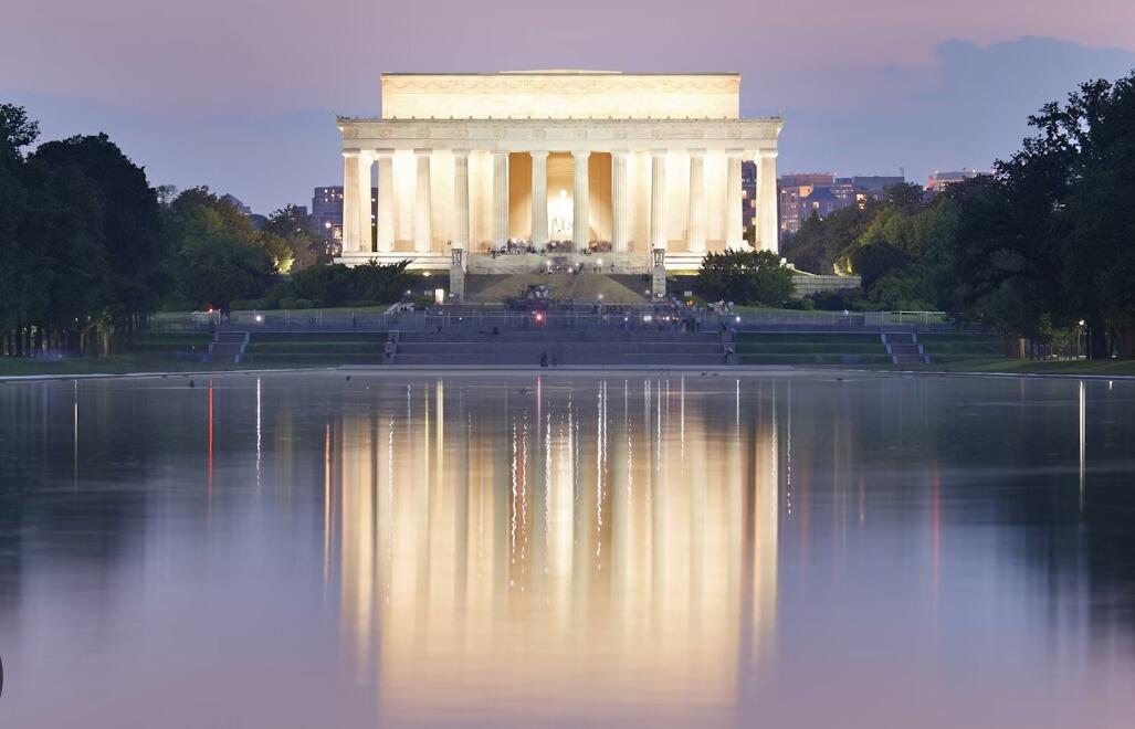 Picture of Lincoln Memorial