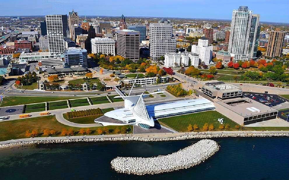 Picture of General Mitchell International Airport