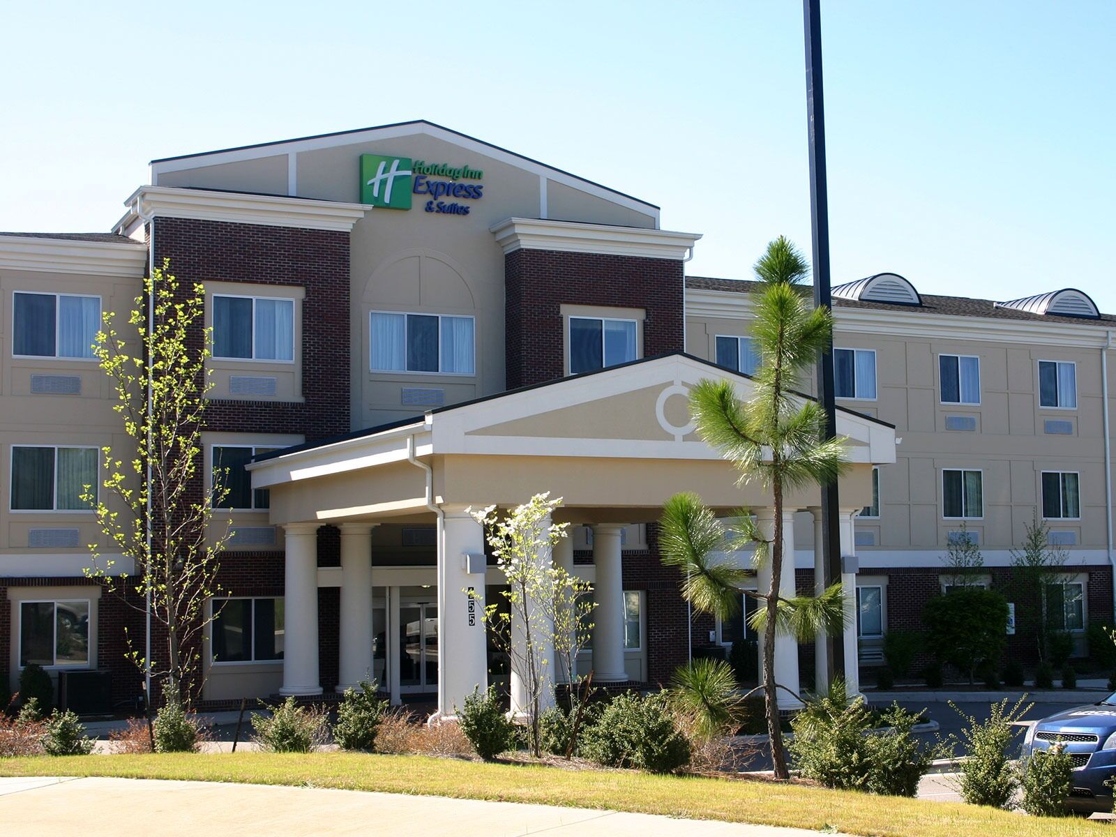 Picture of Holiday Inn Express & Suites Southern Pines-Pinehurst Area, an IHG Hotel