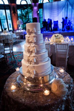 White Wedding Cake With Fondant Bows