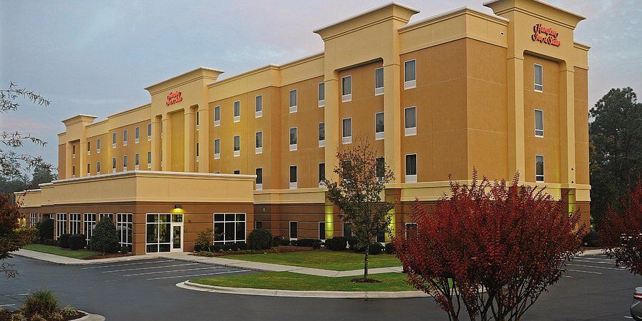 Picture of Hampton Inn & Suites