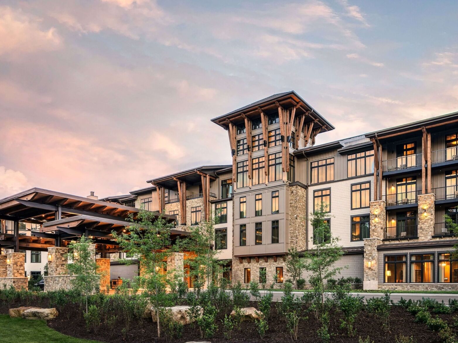 Picture of Cloudland at McLemore Resort Lookout Mountain, Curio by Hilton
