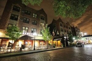 Picture of Carleton of Oak Park