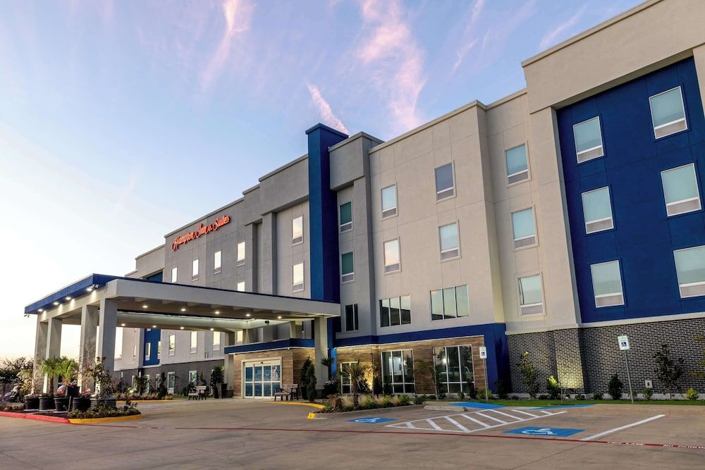 Picture of Hampton Inn & Suites Cleburne