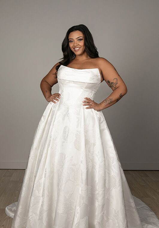 Stella York SY8084+ Ball Gown Wedding Dress - 4