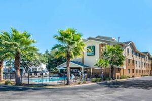 Picture of Quality Inn Leesburg Chain of Lakes