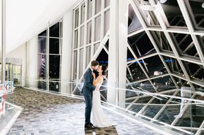 Romantic Bride and Groom at The Cira Centre Atrium at JG Domestic
