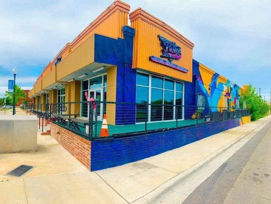 Picture of Putters: Arcade - Mini Golf - Sports Bar