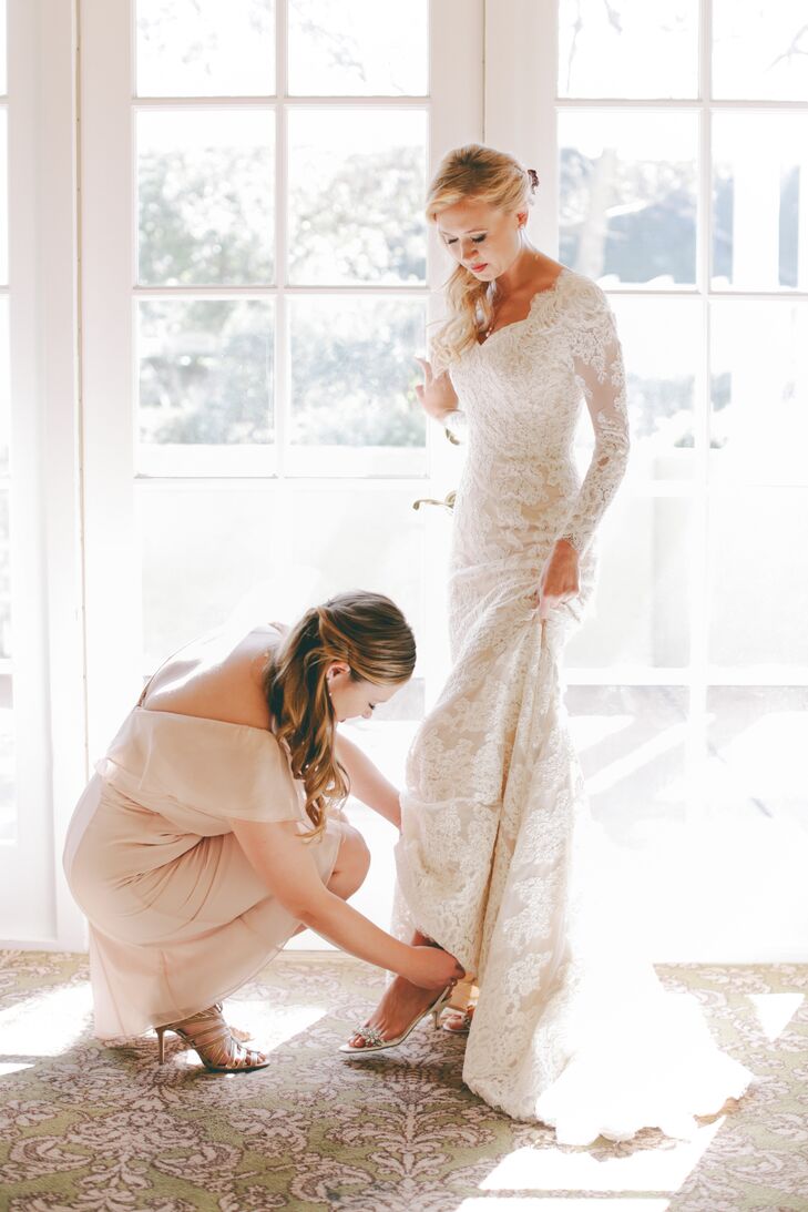 Anne Barge Wedding Dress With Long Sleeves