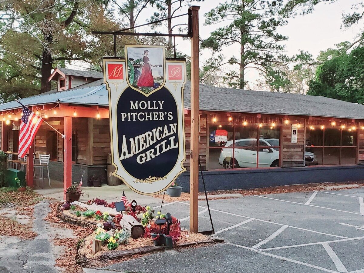 Picture of Molly Pitcher's American Grill