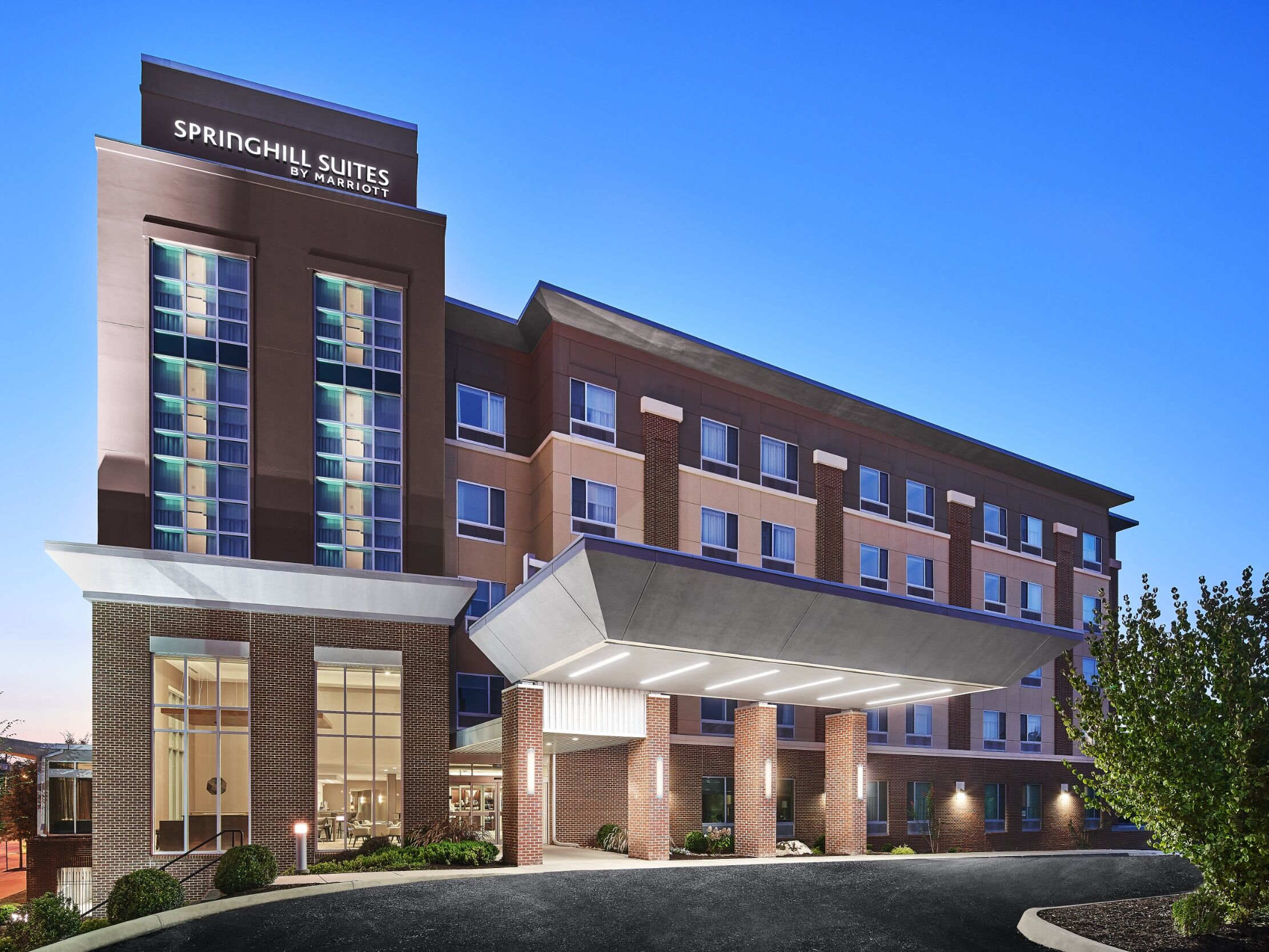 Picture of SpringHill Suites by Marriott Roanoke