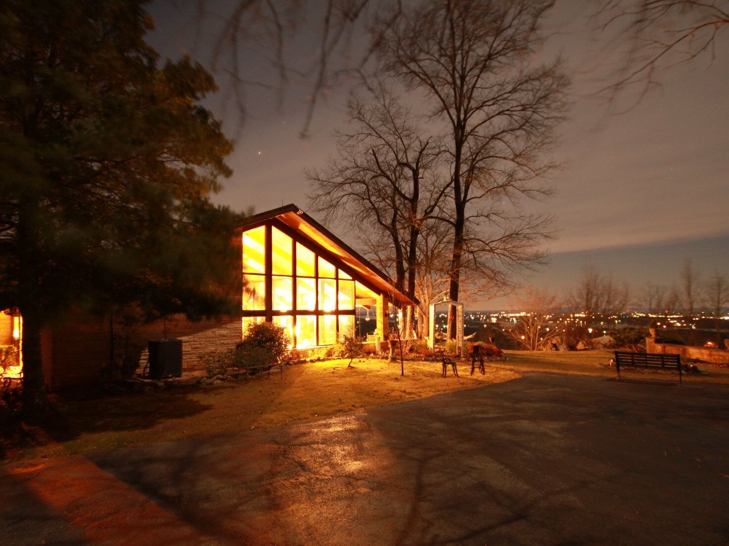 Picture of The Secret Bed and Breakfast Lodge