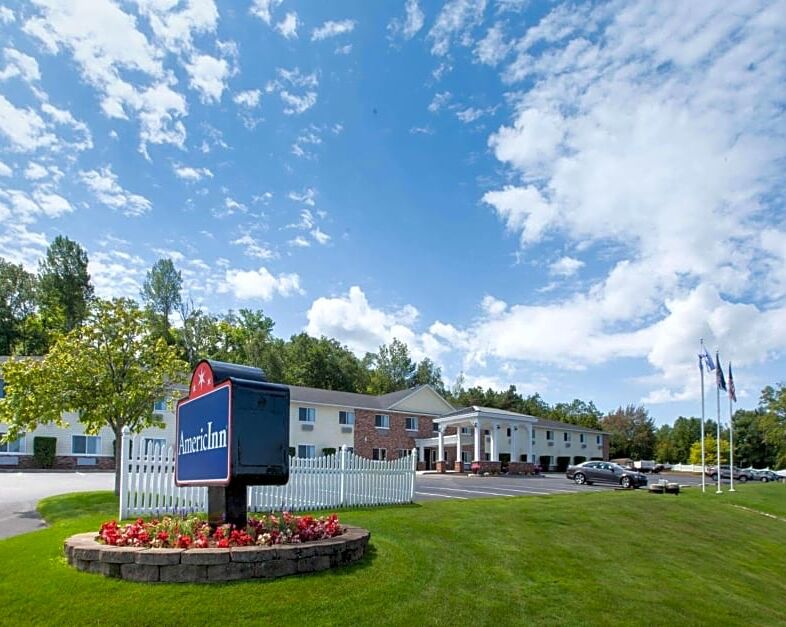 Picture of AmericInn by Wyndham - Petoskey