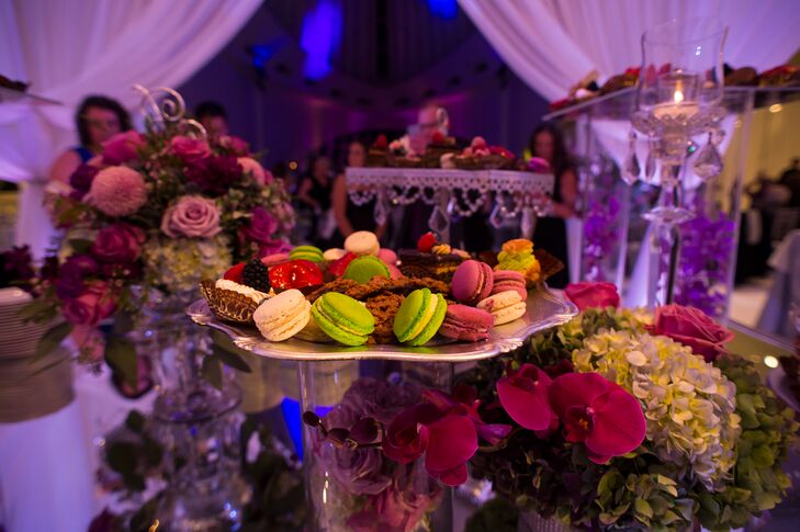 Jenna and Tom brought in macarons and pastries from their favorite local pastry shop for their after-hours sweets table. But that's not all: They also gave their guests liqueur-filled chocolates to go with their after-dinner drinks.