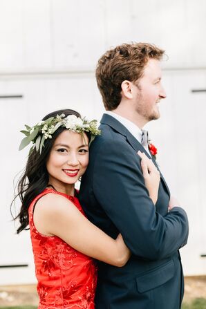 Couple at Stoltzfus Homestead and Gardens