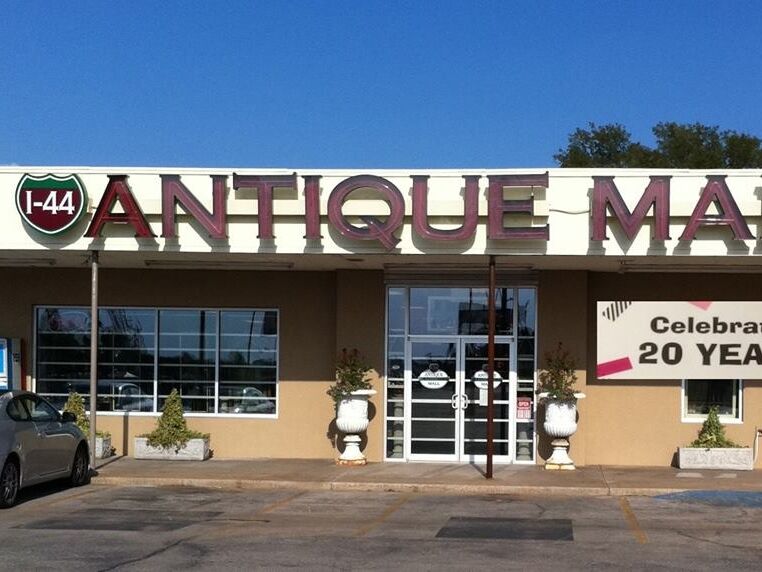 Picture of I-44 Antique Mall