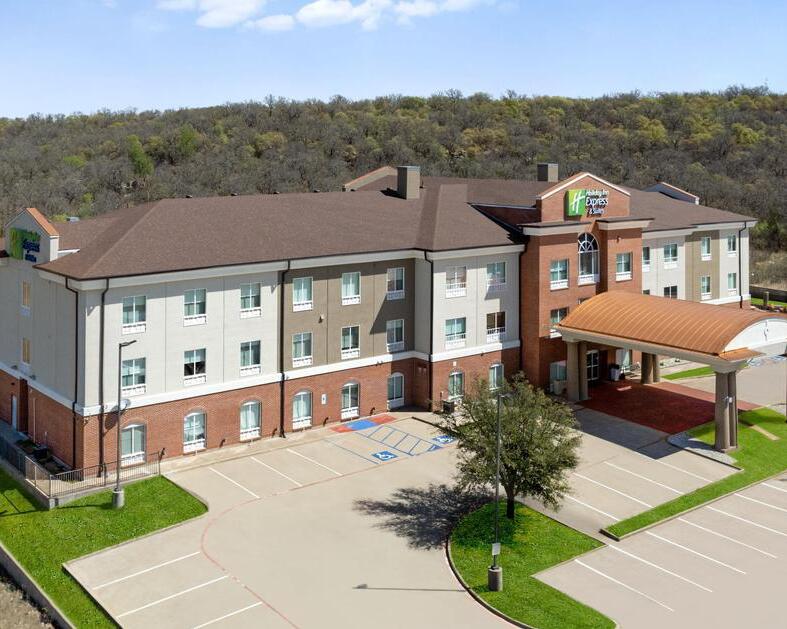 Picture of Holiday Inn Express & Suites Graham