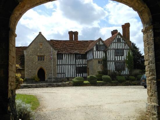 Picture of Long Crendon Manor