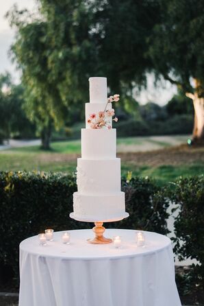 Cake Table at the Oak Creek Golf Club in Irvine, California