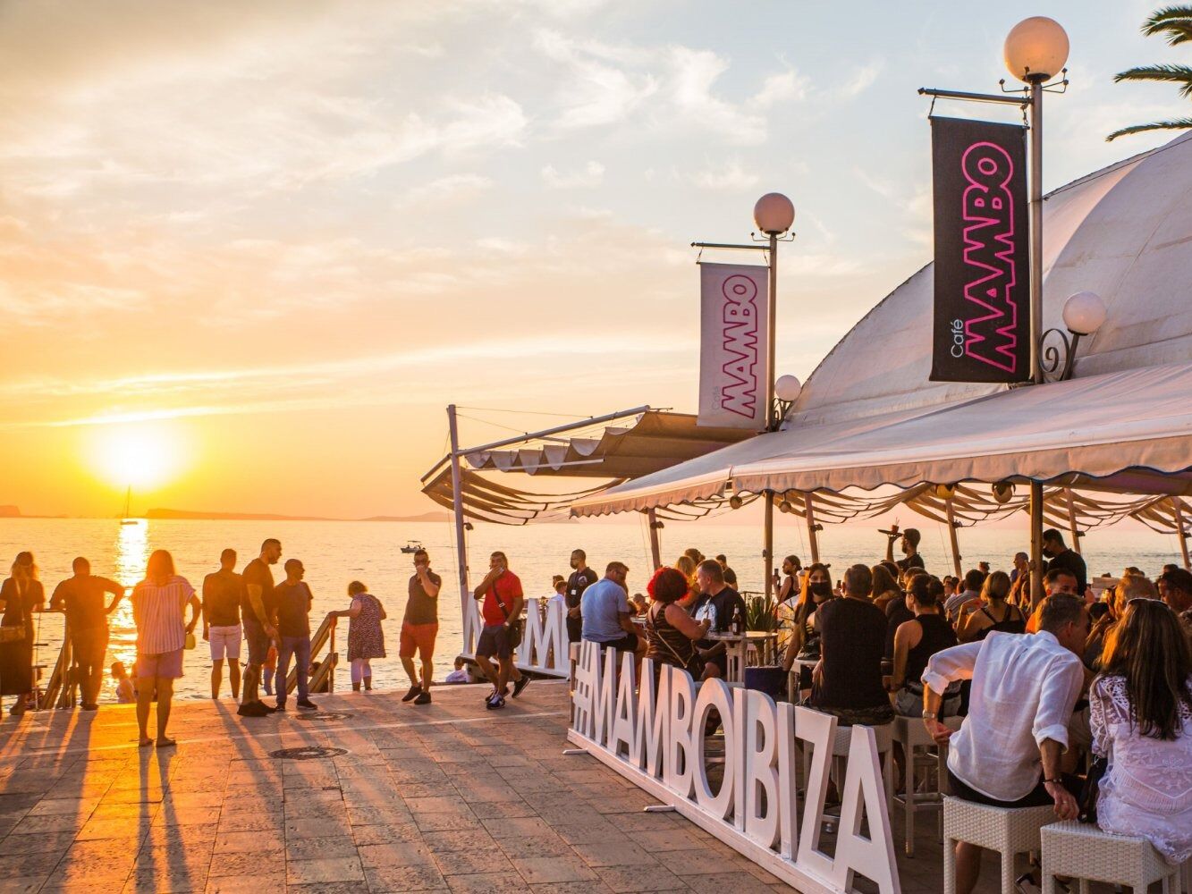 Picture of Sunset outside Café Mambo