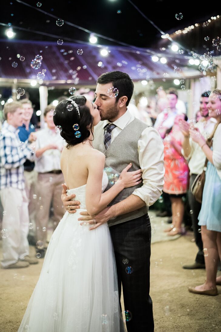 At the end of the night, Jada and Ryan made their grand exit to a bubble send-off.