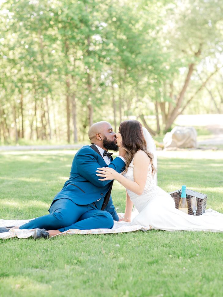 Romantic Couple at Stonefields Estate in Beckwith, Ontario