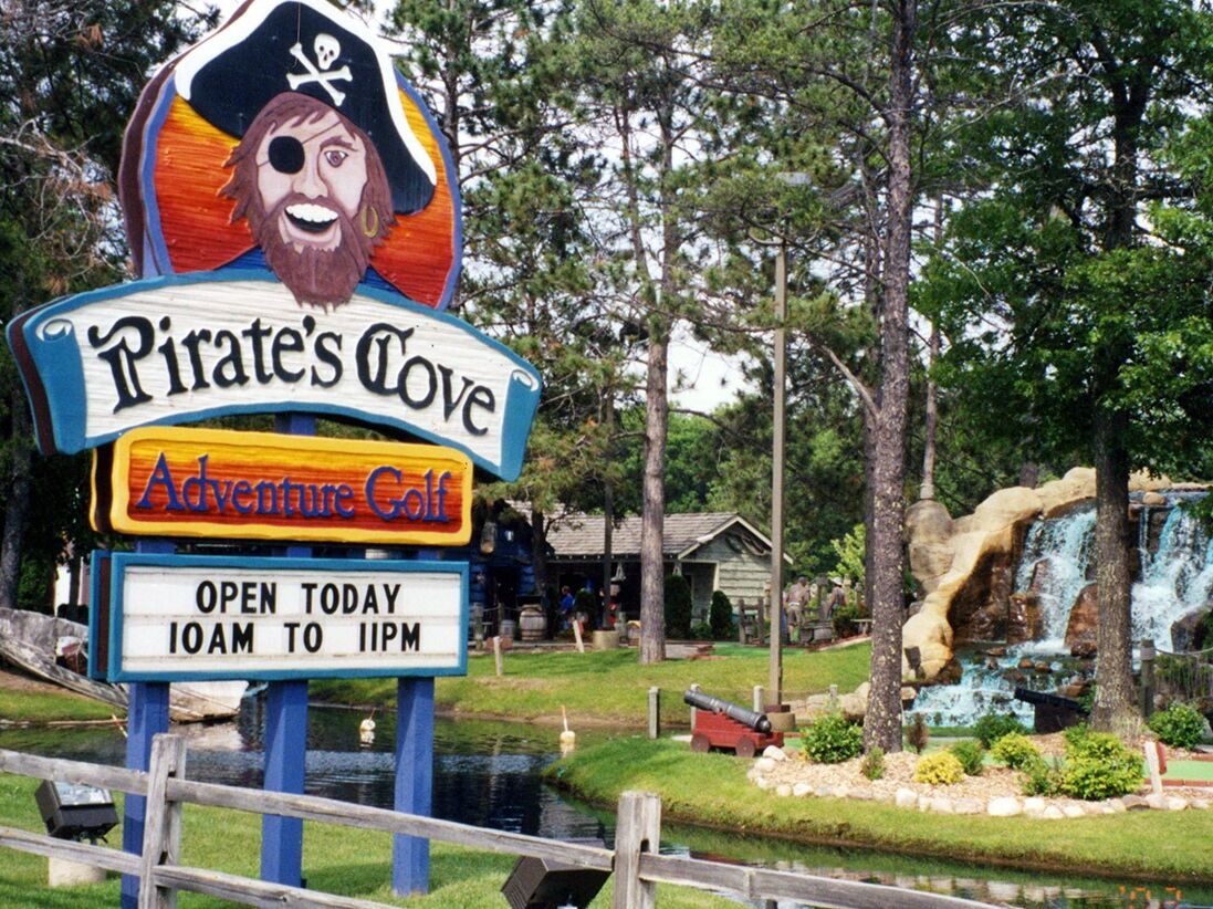 Picture of Pirate's Cove Adventure Golf