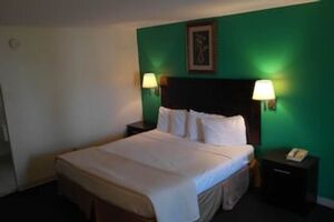 Picture of Crystal Inn Eatontown
