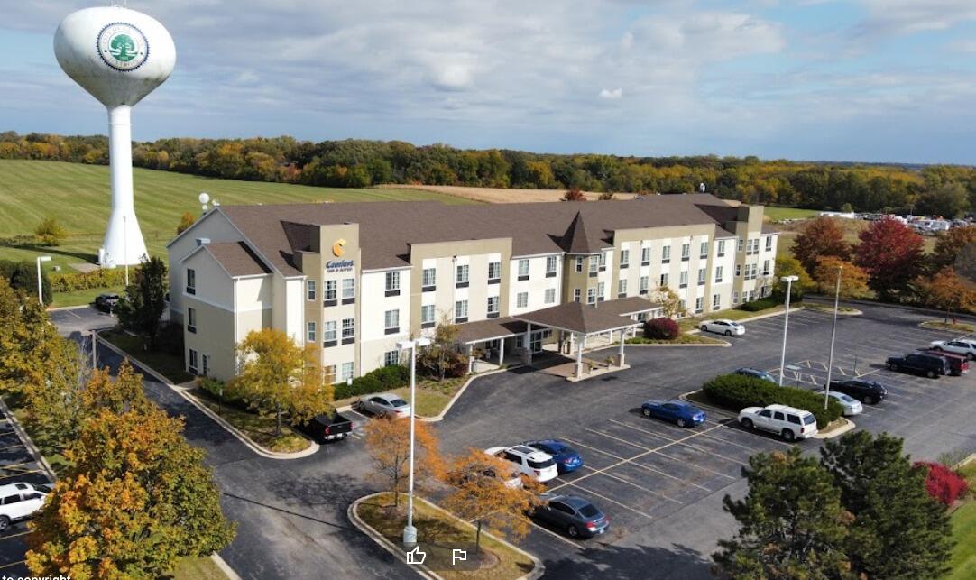 Picture of Comfort Inn & Suites Geneva- West Chicago