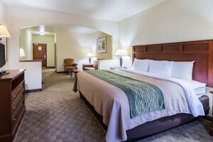 Picture of Baymont Inn & Suites by Wyndham Glen Rose