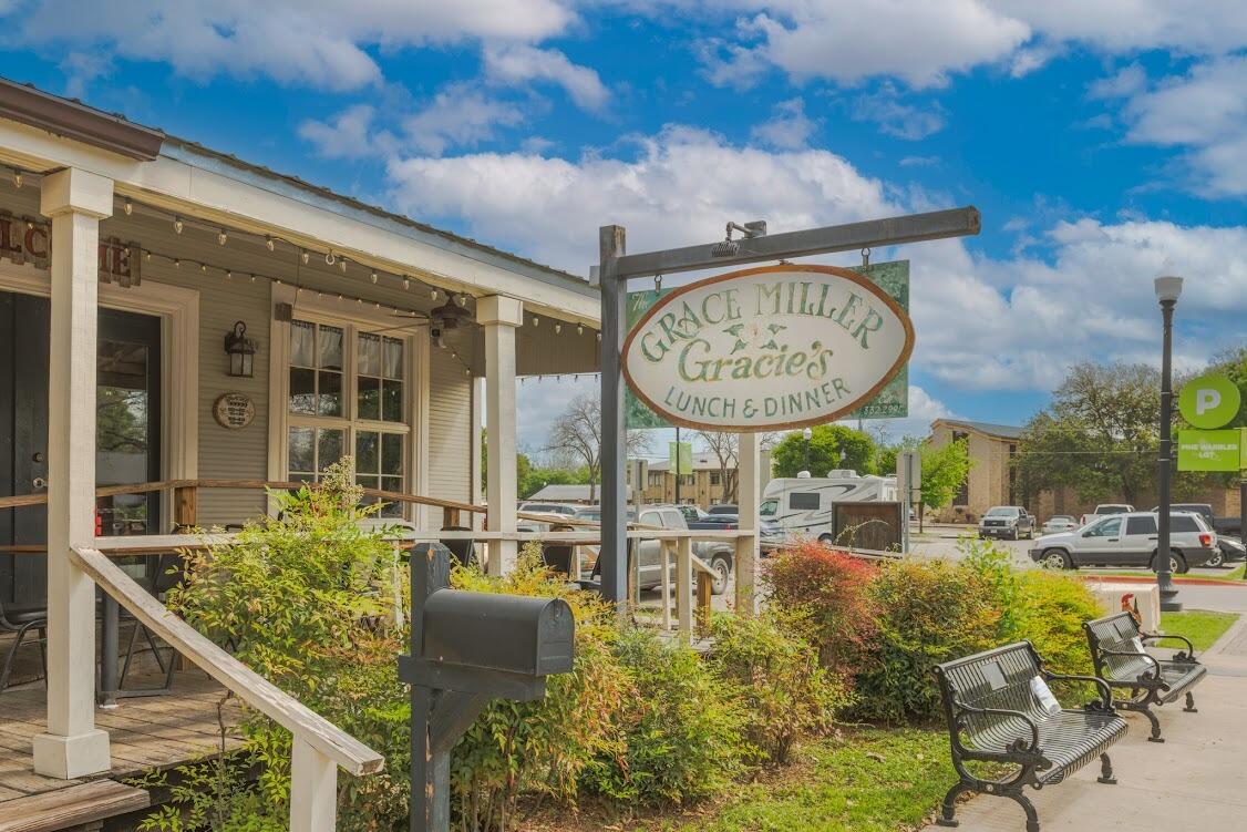 Picture of The Grace Miller, "Gracie's"