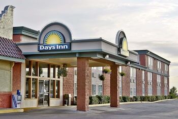 Picture of Days Inn by Wyndham Mt. Vernon
