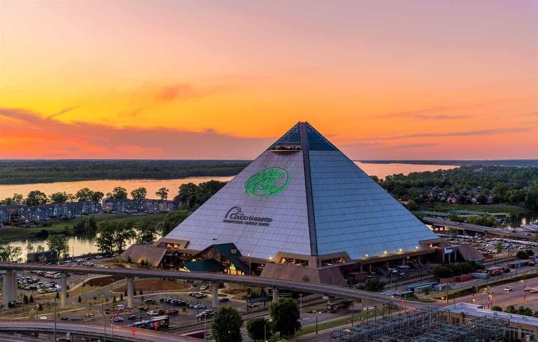 Picture of Bass Pro Shops at the Pyramid