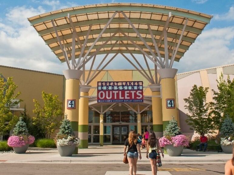 Picture of Great Lakes Crossing Outlets