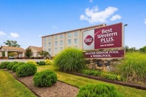 Picture of Best Western Plus Crossroads Inn & Suites