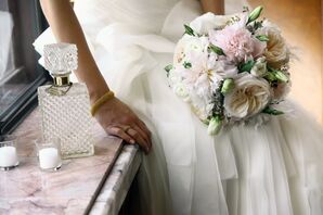 Neutral-Colored Peony and Garden Rose Bouquet